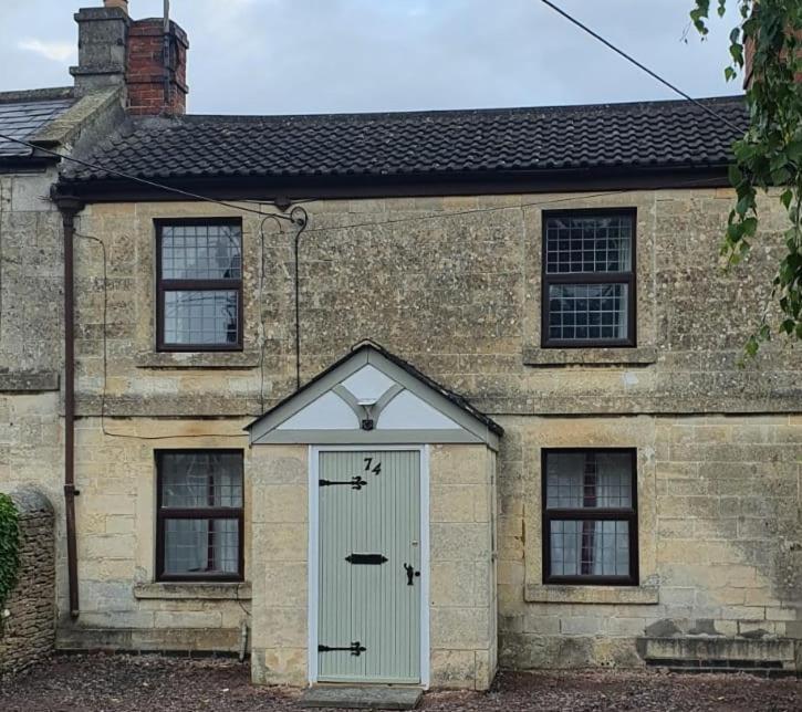 Quirky Cottage - Dogs Welcome Corsham Rum bild