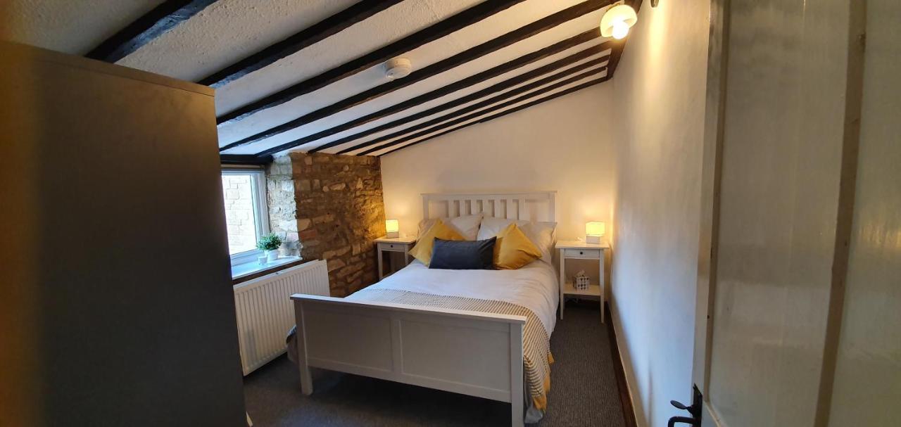 Quirky Cottage - Dogs Welcome Corsham Exteriör bild